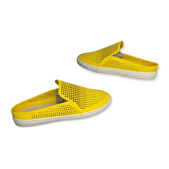 Massey's Yellow Mules Size 8.5W - Picture 8 of 9